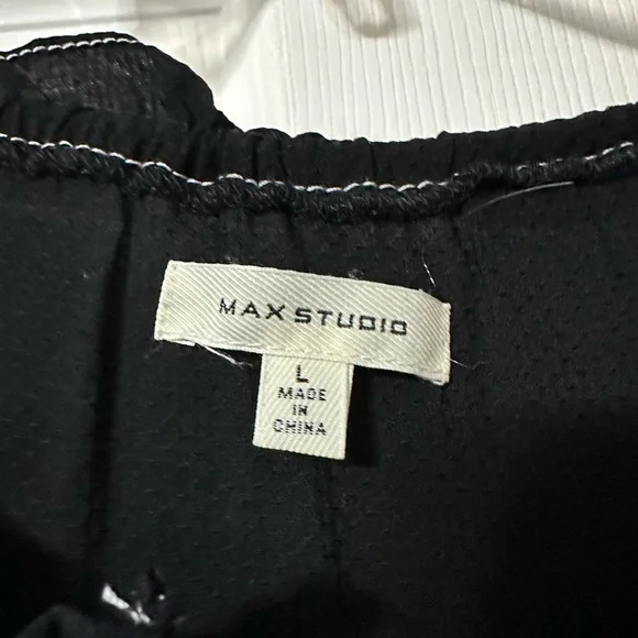 Max Studio Daisy Pattern Sleeveless Tiered Summer Dress - Picture 13 of 14